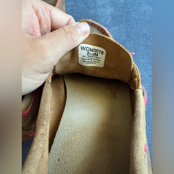 Twisted X Slip On Driving Moccasin Women’s SZ 8.5 M Brown Pink Breast Cancer - Picture 8 of 9